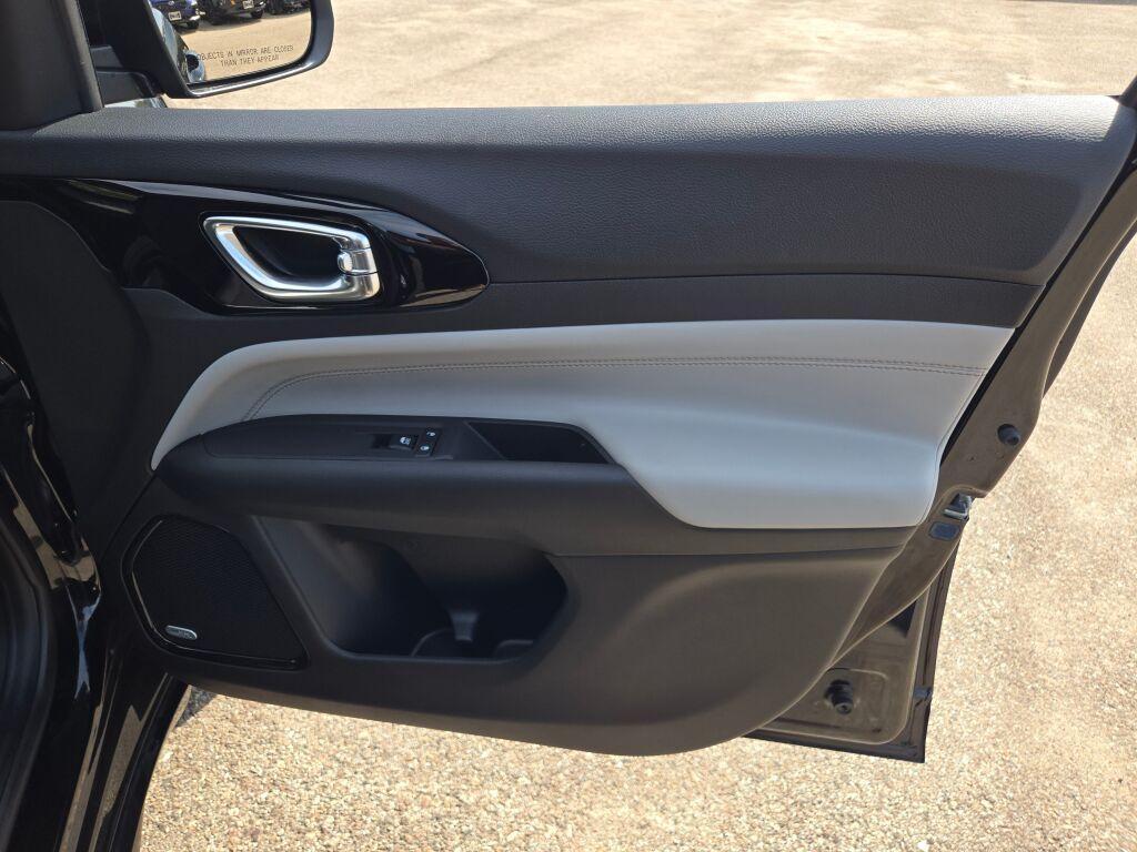 used 2024 Jeep Compass car, priced at $24,833