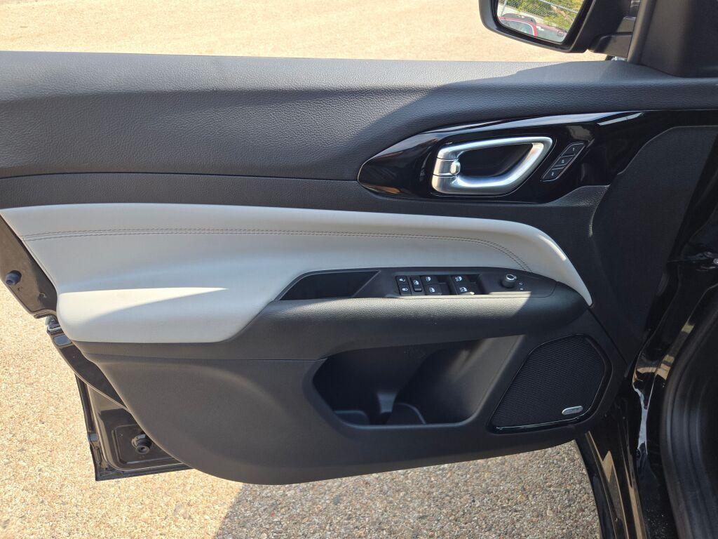 used 2024 Jeep Compass car, priced at $24,833