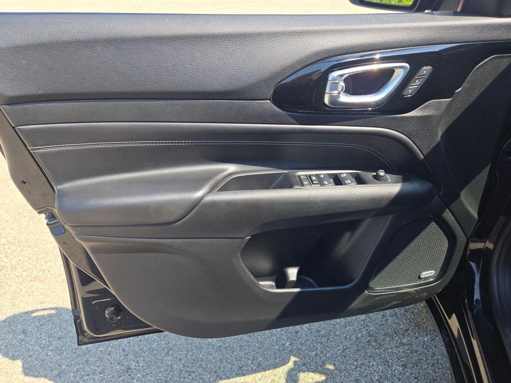 used 2022 Jeep Compass car, priced at $25,918