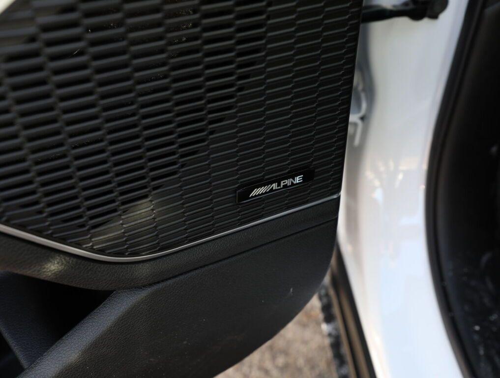 new 2025 Jeep Grand Cherokee car, priced at $48,140