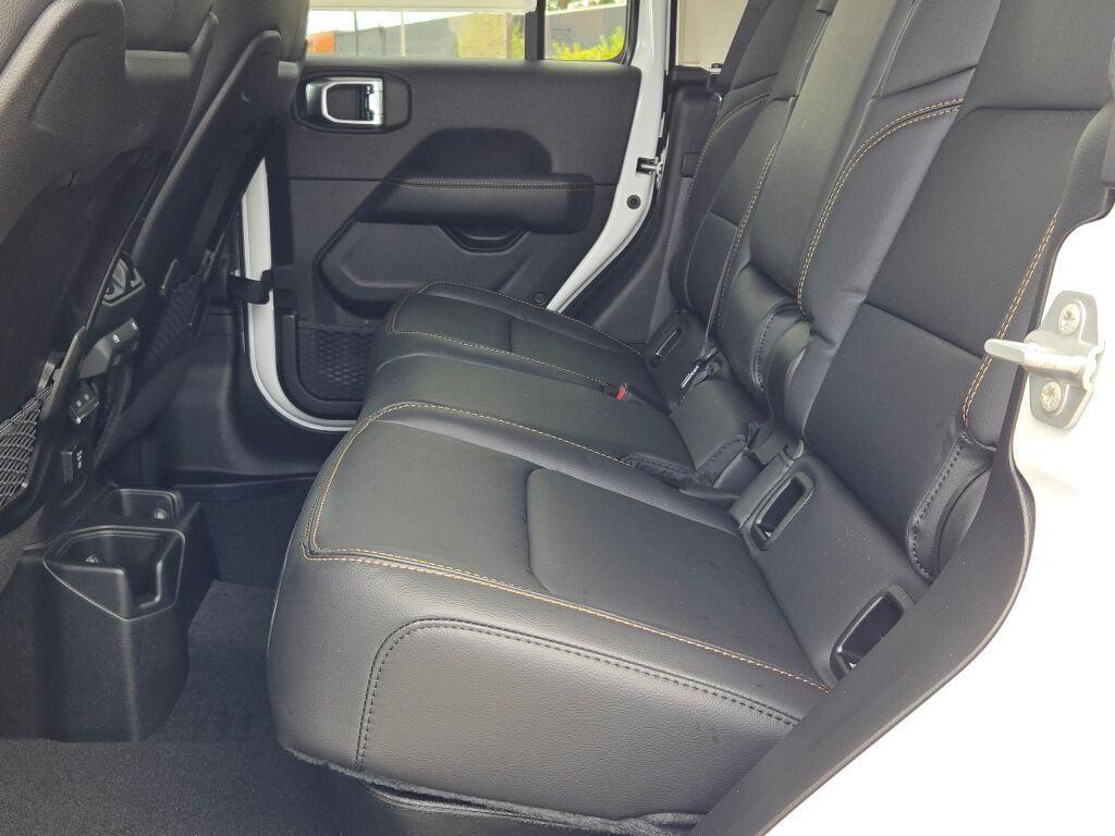 new 2025 Jeep Gladiator car, priced at $55,190