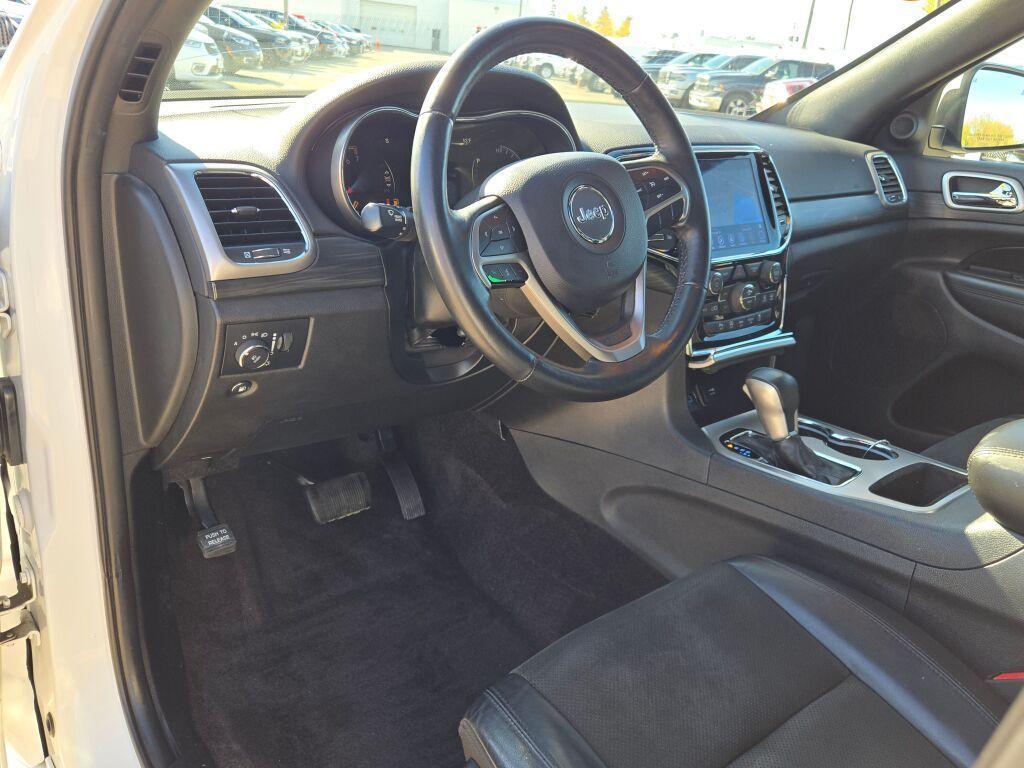 used 2019 Jeep Grand Cherokee car, priced at $17,994
