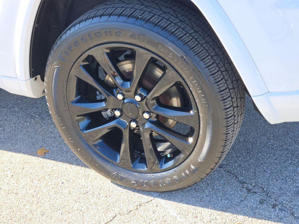 used 2019 Jeep Grand Cherokee car, priced at $17,994
