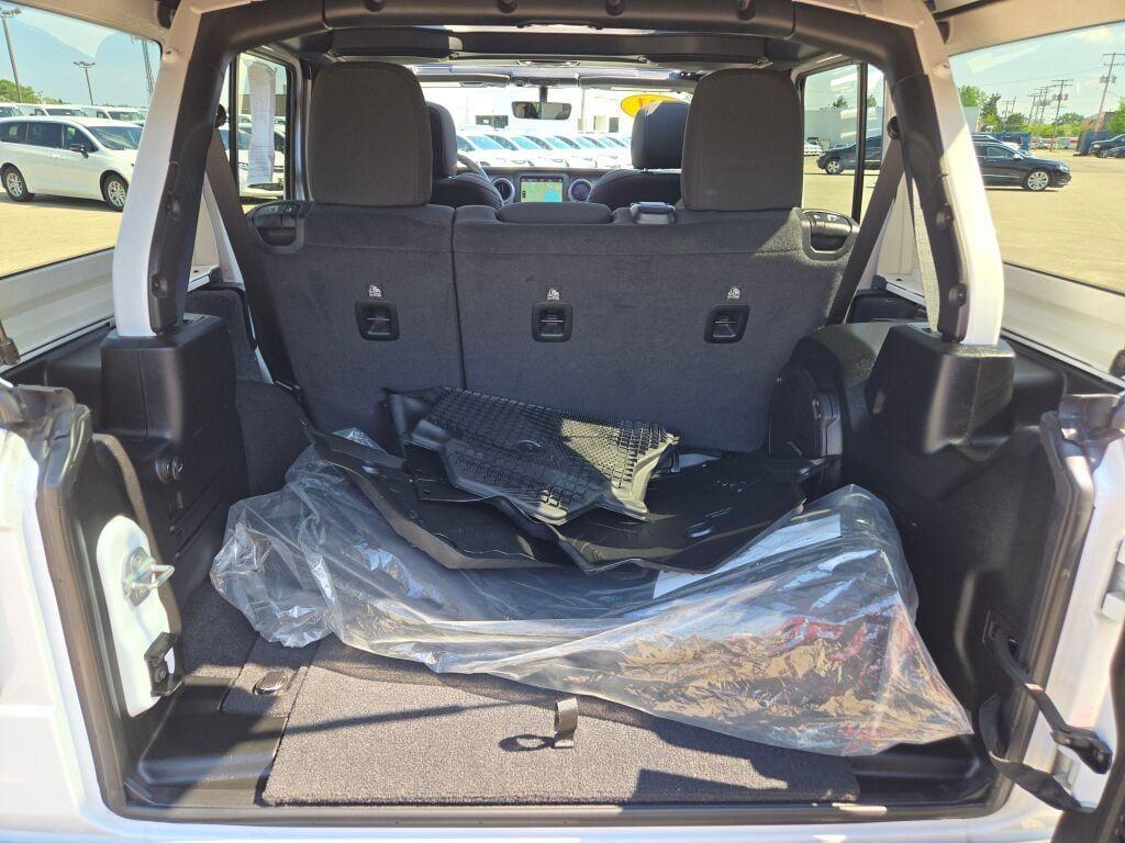 used 2021 Jeep Wrangler Unlimited car, priced at $30,812