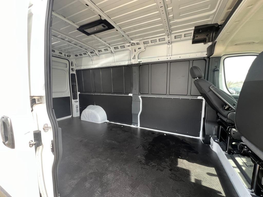 new 2025 Ram ProMaster 2500 car, priced at $55,870