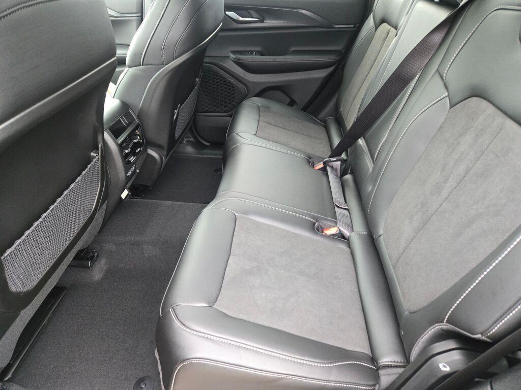 new 2025 Jeep Grand Cherokee car, priced at $41,745