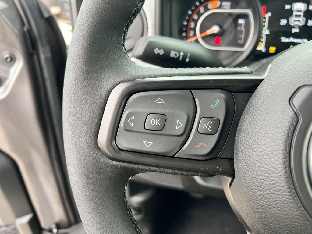 new 2025 Jeep Wrangler car, priced at $50,620