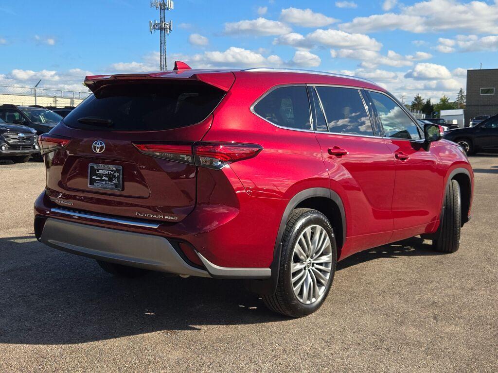used 2020 Toyota Highlander car, priced at $40,949