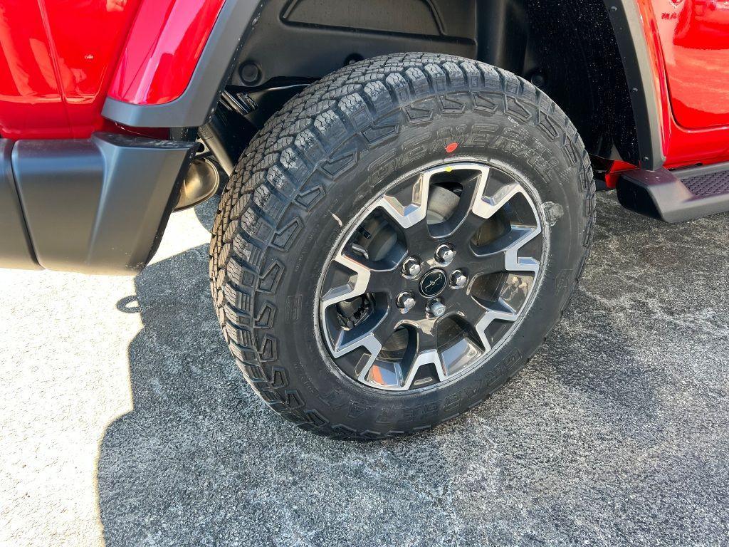 new 2025 Jeep Wrangler car, priced at $66,115
