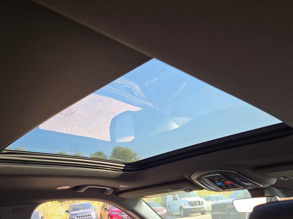 new 2025 Jeep Grand Cherokee L car, priced at $52,095