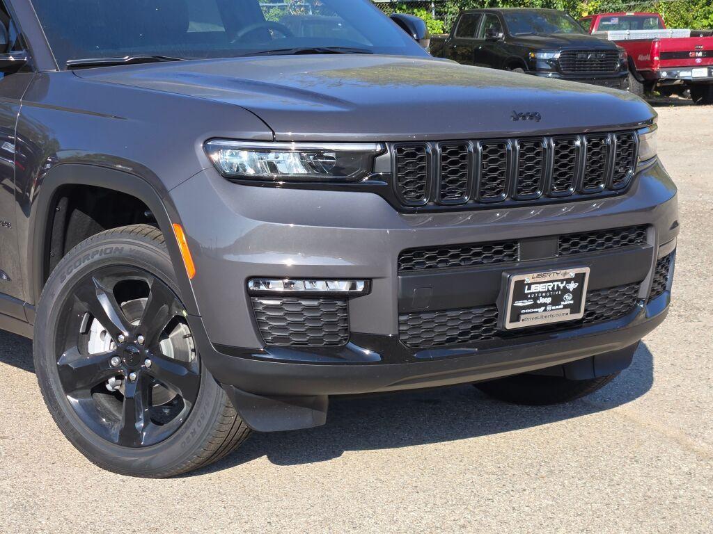 new 2025 Jeep Grand Cherokee L car, priced at $52,095