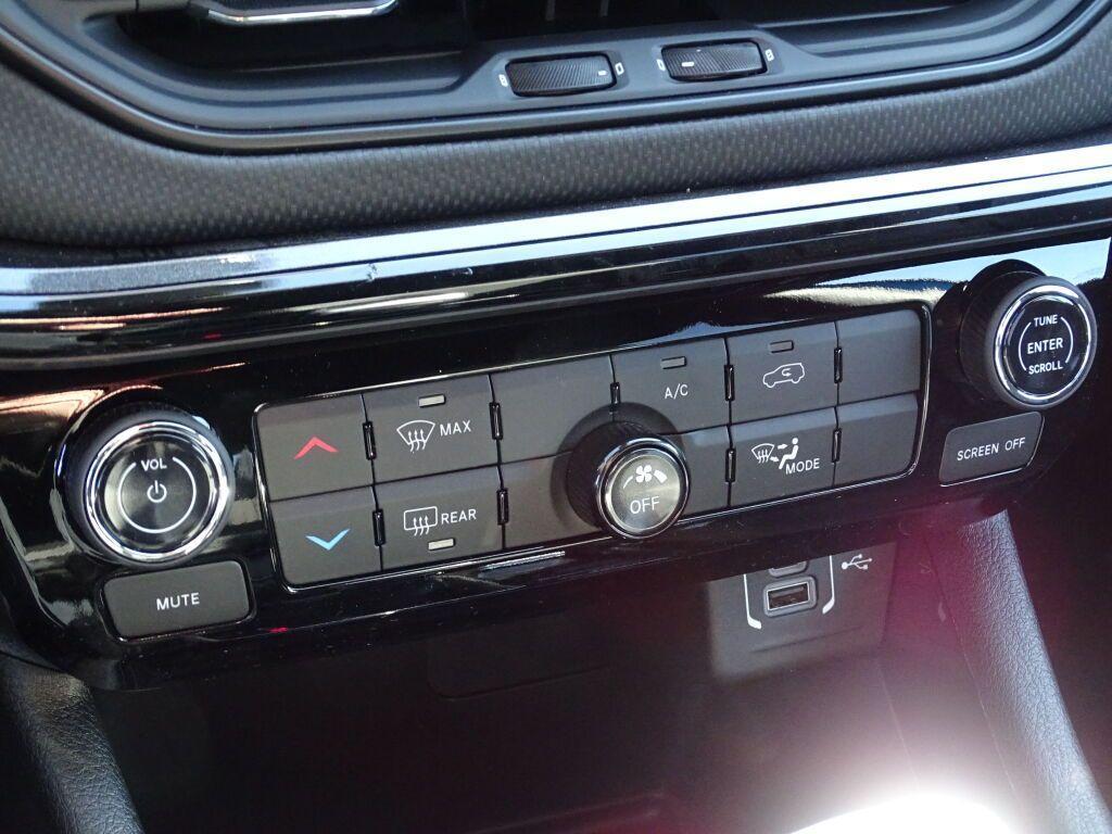 new 2025 Jeep Compass car, priced at $33,455