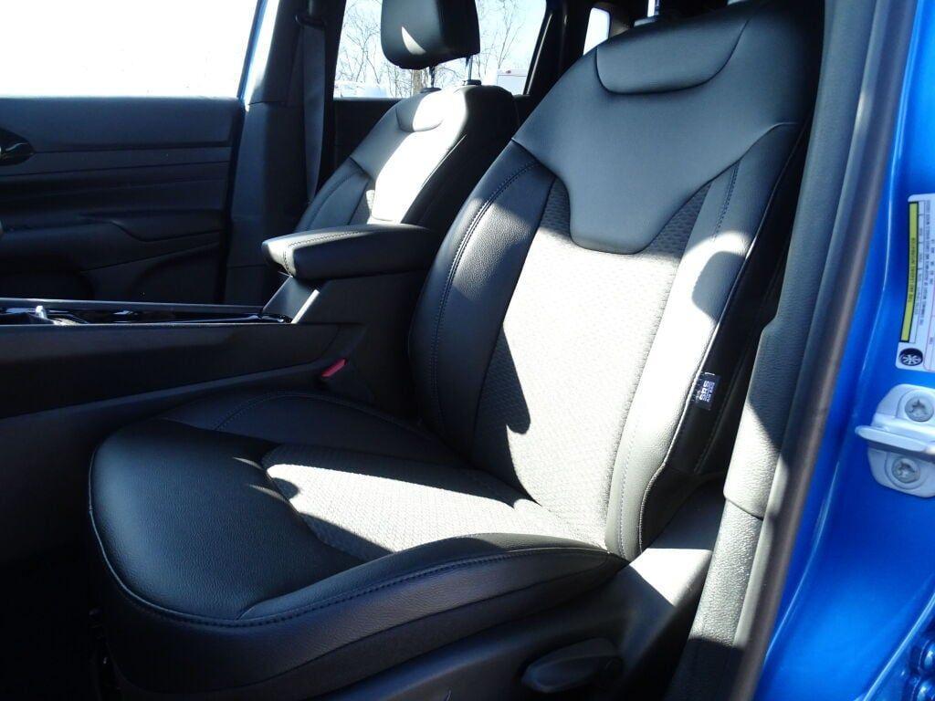 used 2025 Jeep Compass car, priced at $23,520