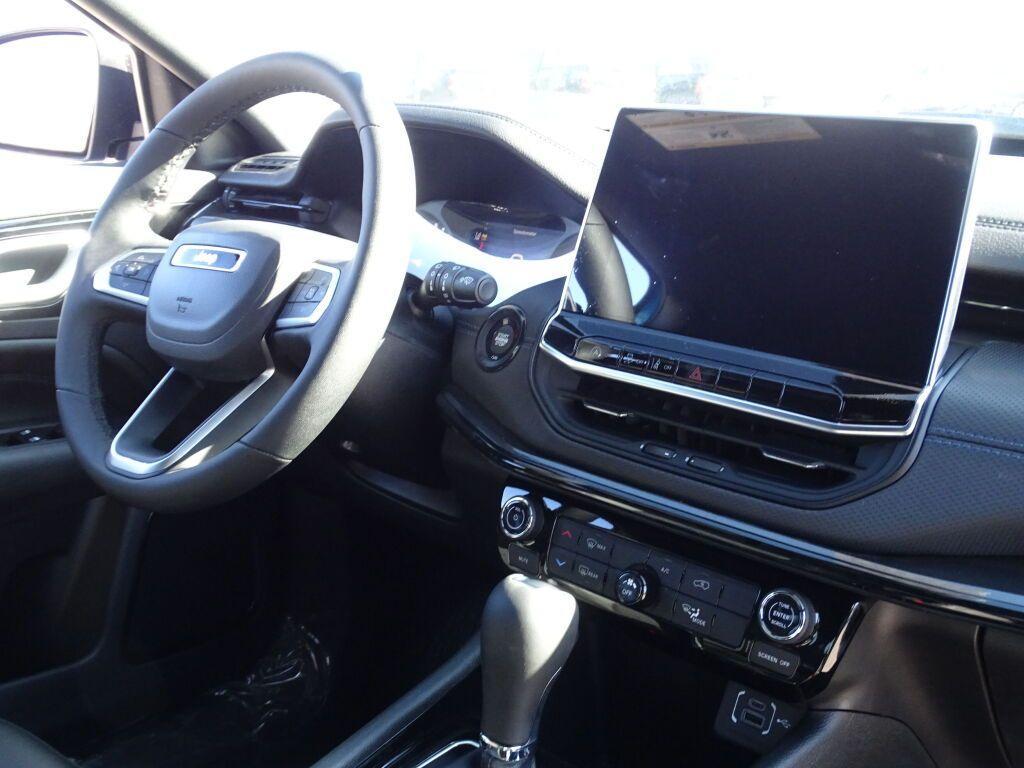 new 2025 Jeep Compass car, priced at $33,455
