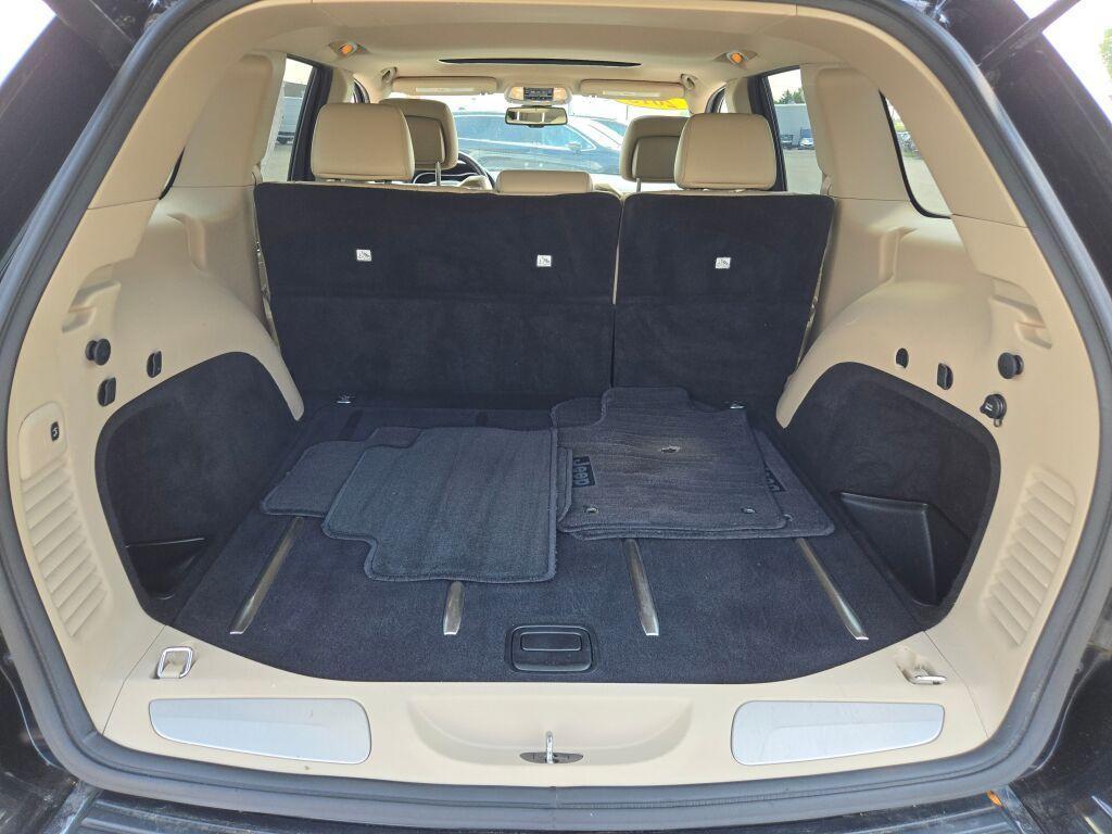 used 2015 Jeep Grand Cherokee car, priced at $12,978