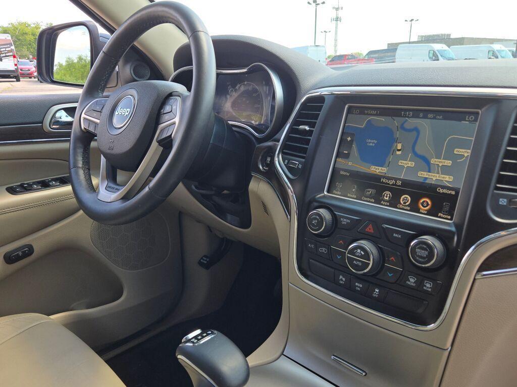 used 2015 Jeep Grand Cherokee car, priced at $12,978