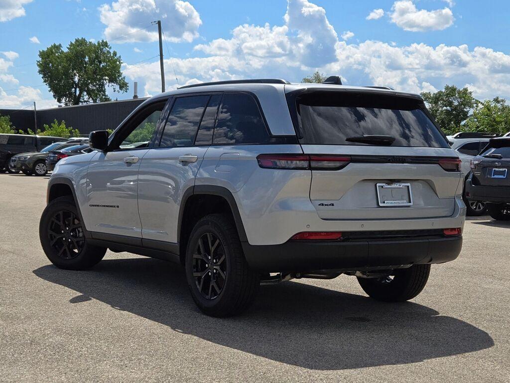 new 2025 Jeep Grand Cherokee car, priced at $36,665