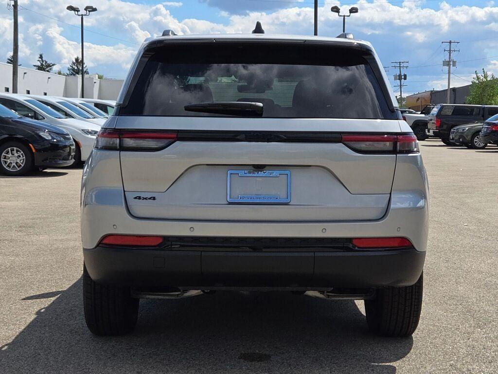 new 2025 Jeep Grand Cherokee car, priced at $36,665