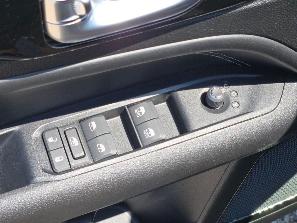 used 2022 Jeep Compass car, priced at $24,874