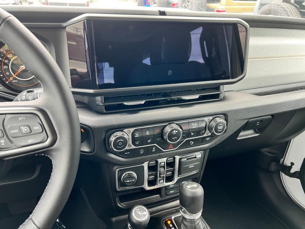 new 2025 Jeep Wrangler car, priced at $59,845