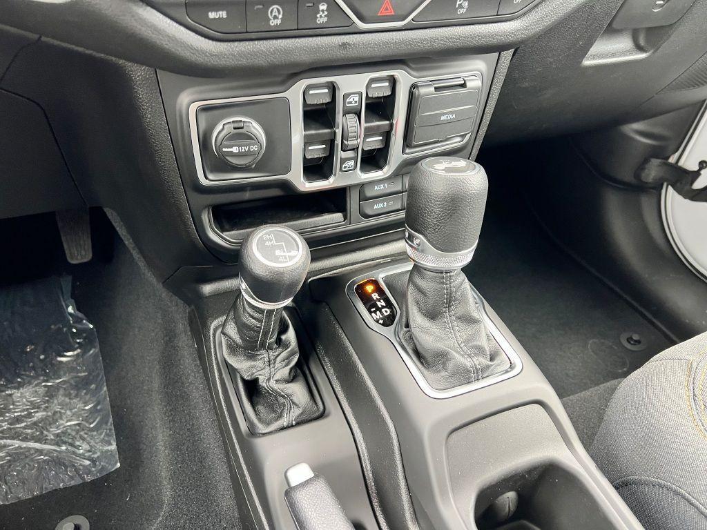 new 2025 Jeep Wrangler car, priced at $59,845