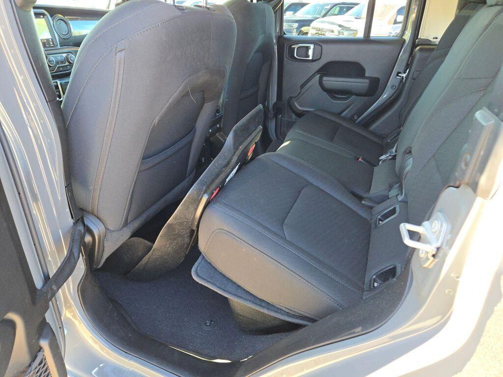 used 2022 Jeep Gladiator car, priced at $32,553