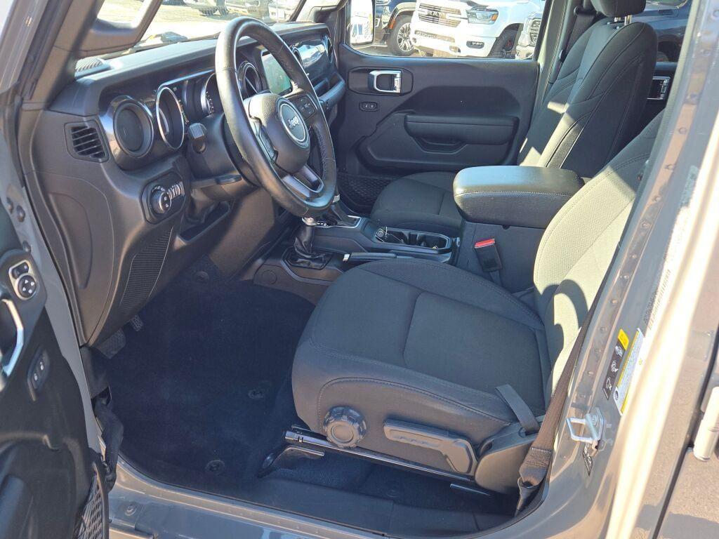 used 2022 Jeep Gladiator car, priced at $32,553