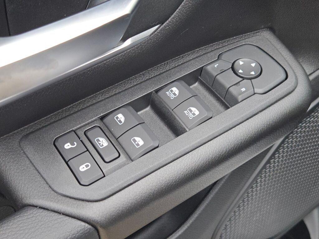 new 2025 Ram 1500 car, priced at $45,707