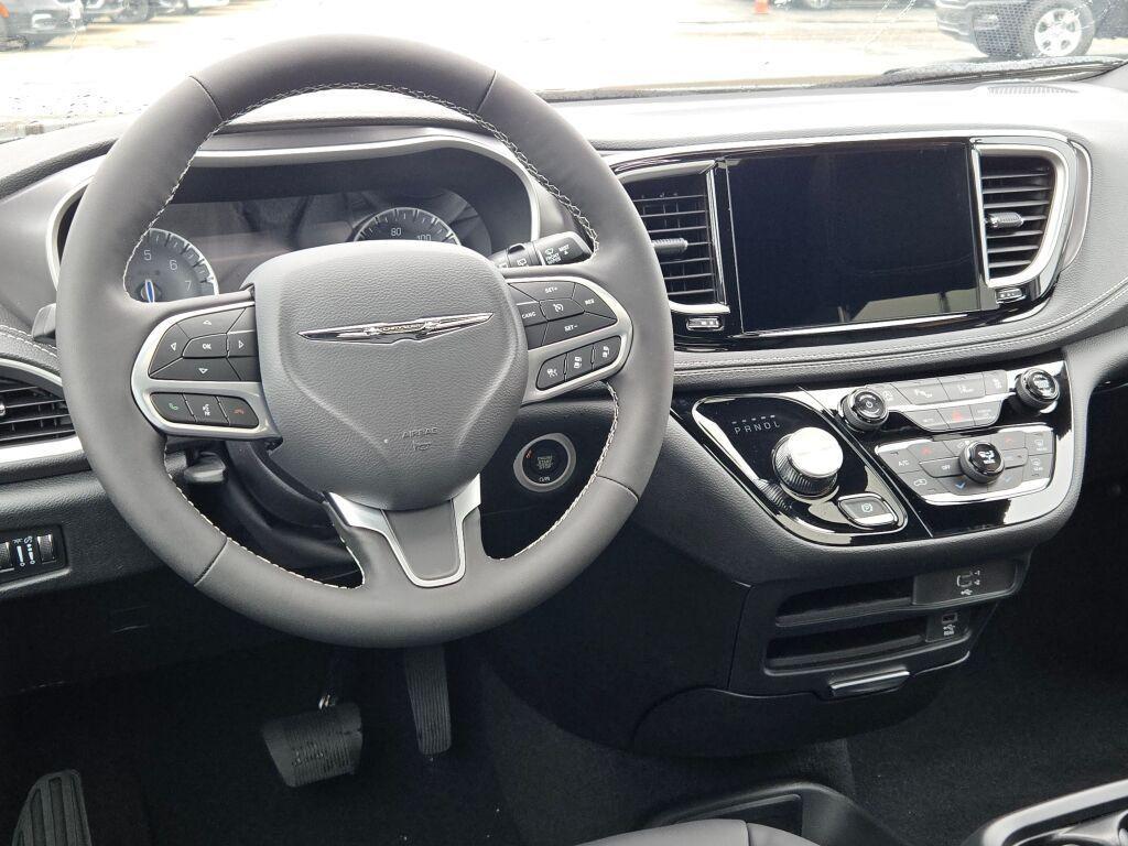 new 2026 Chrysler Pacifica car, priced at $49,879