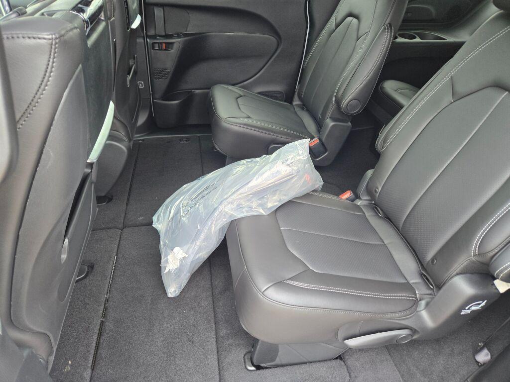 new 2026 Chrysler Pacifica car, priced at $49,879