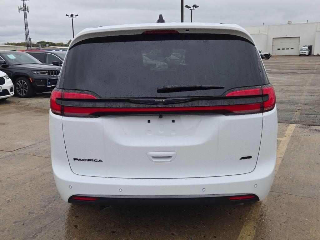 new 2026 Chrysler Pacifica car, priced at $49,879