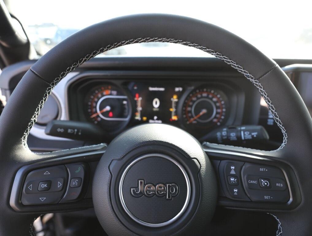 new 2025 Jeep Wrangler car, priced at $61,930