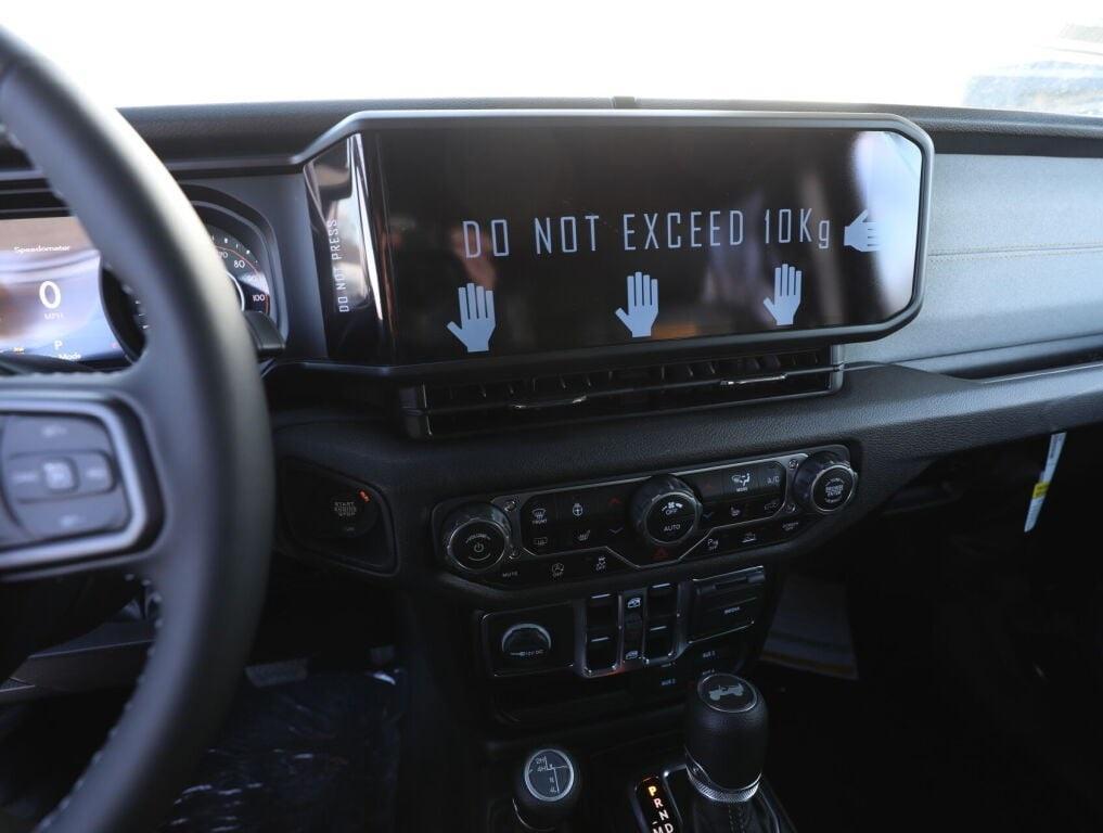 new 2025 Jeep Wrangler car, priced at $61,930