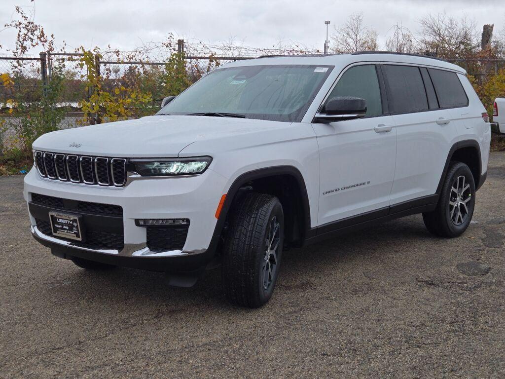 new 2025 Jeep Grand Cherokee L car, priced at $46,730