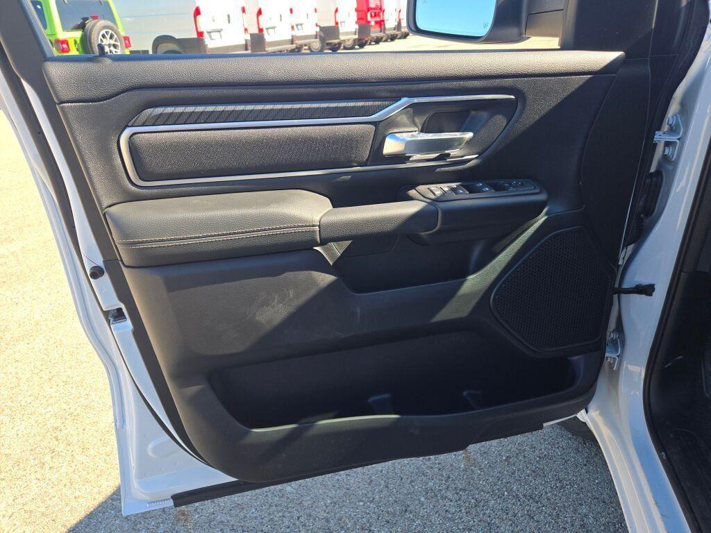 new 2025 Ram 1500 car, priced at $53,330