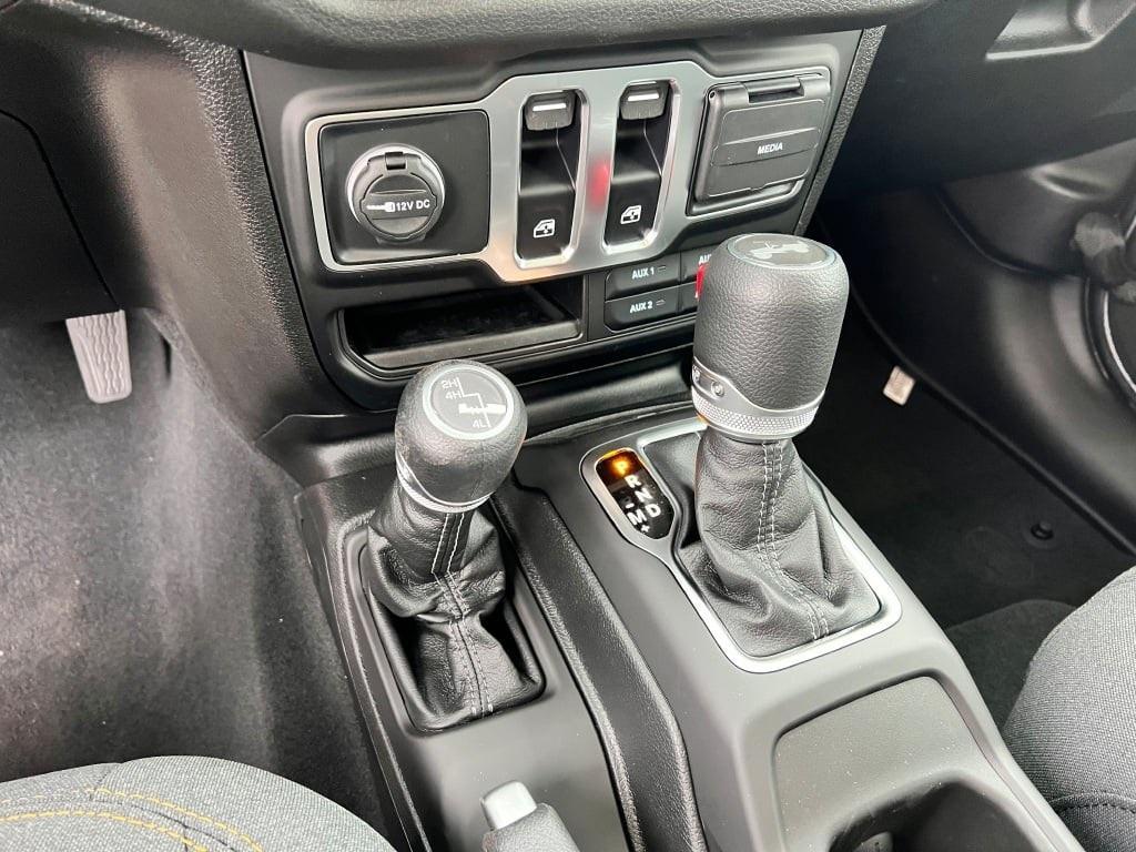 new 2025 Jeep Wrangler car, priced at $51,560