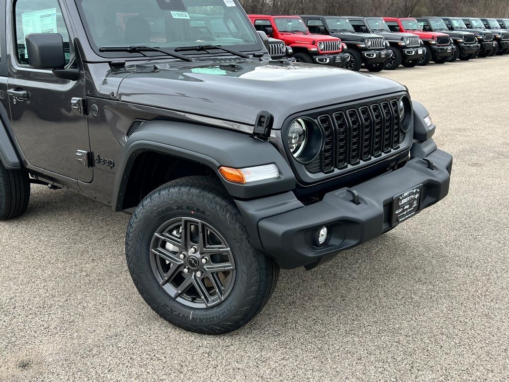 new 2025 Jeep Wrangler car, priced at $51,560