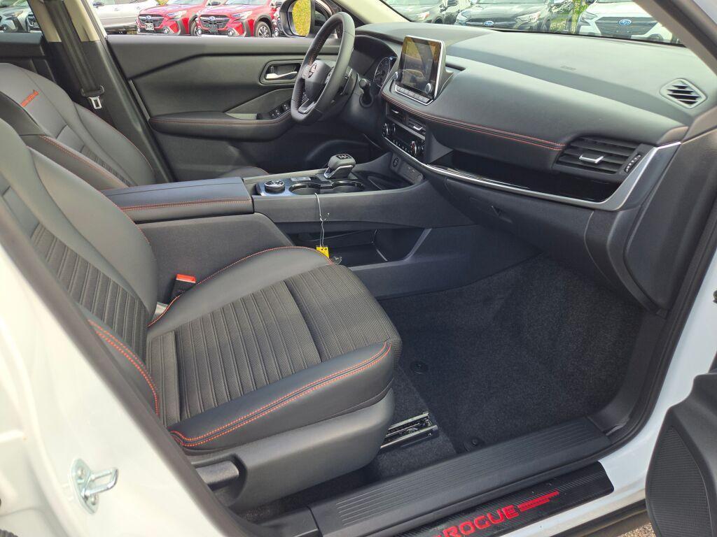 used 2025 Nissan Rogue car, priced at $31,823