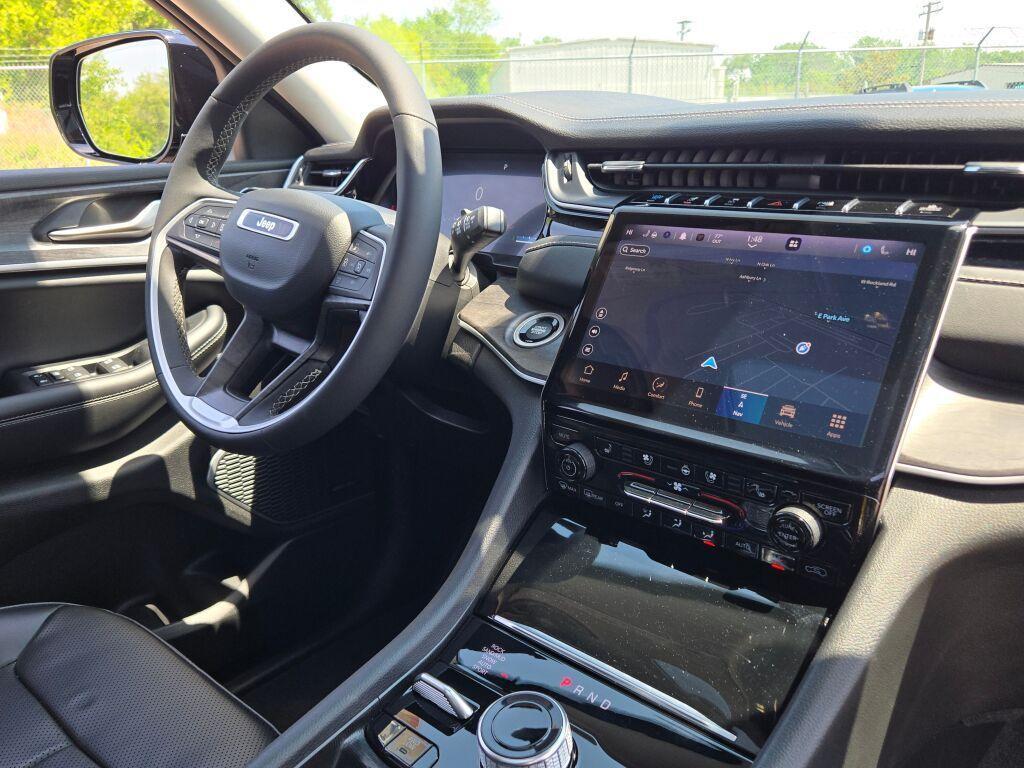 used 2023 Jeep Grand Cherokee 4xe car, priced at $35,823