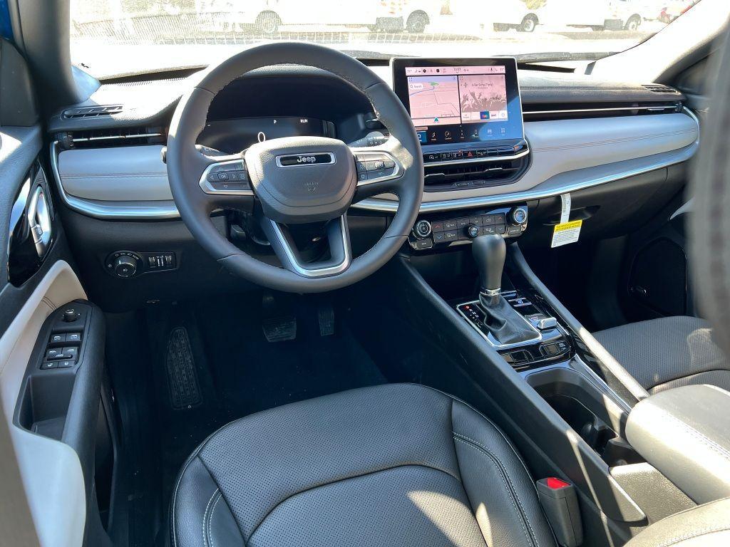new 2025 Jeep Compass car, priced at $41,385