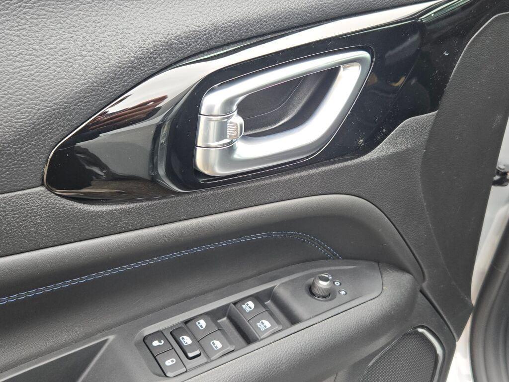 new 2026 Jeep Compass car, priced at $31,395