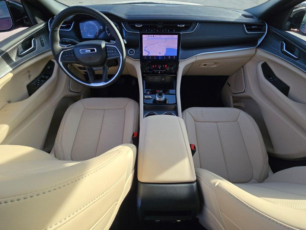 new 2025 Jeep Grand Cherokee car, priced at $49,530