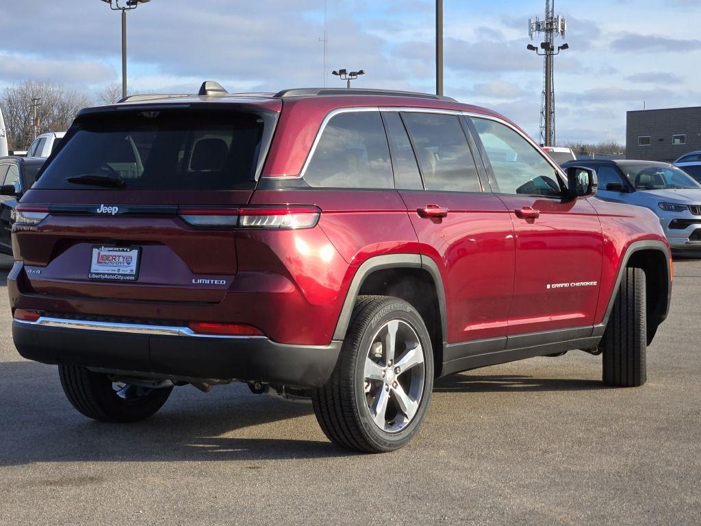 new 2025 Jeep Grand Cherokee car, priced at $49,530