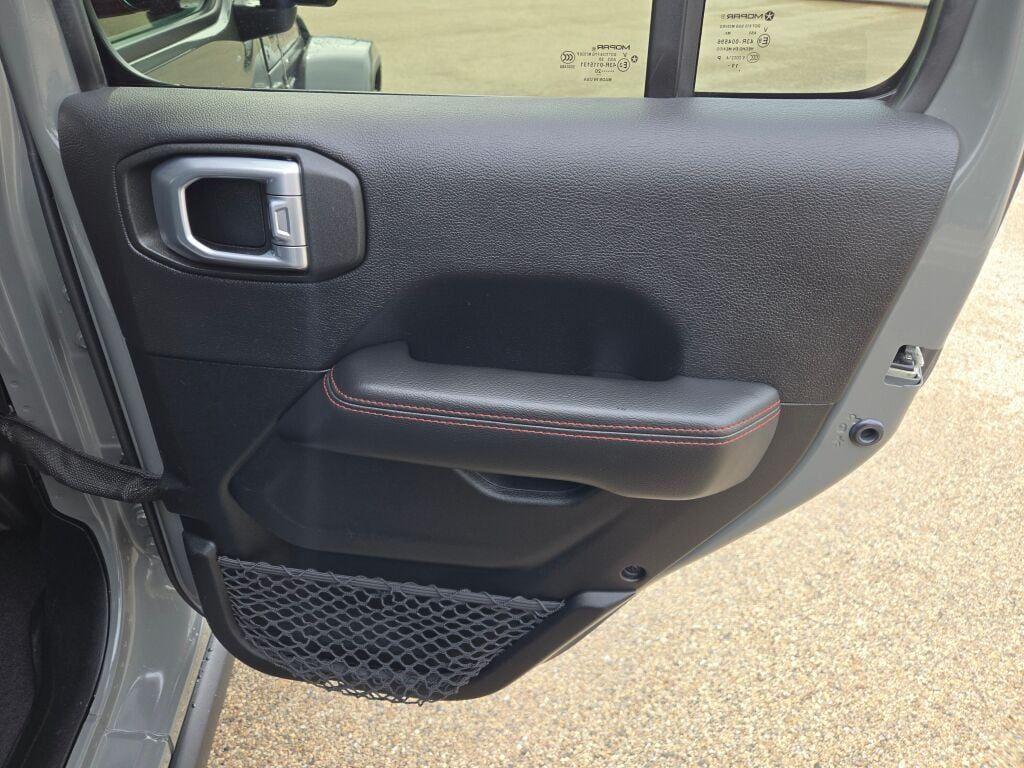 used 2020 Jeep Gladiator car, priced at $35,309