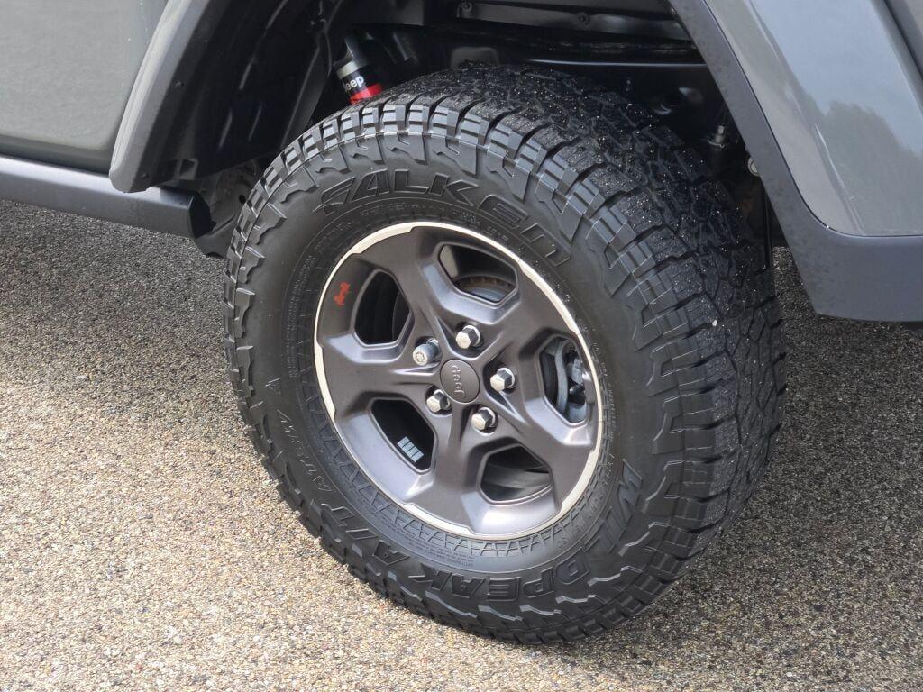 used 2020 Jeep Gladiator car, priced at $35,309