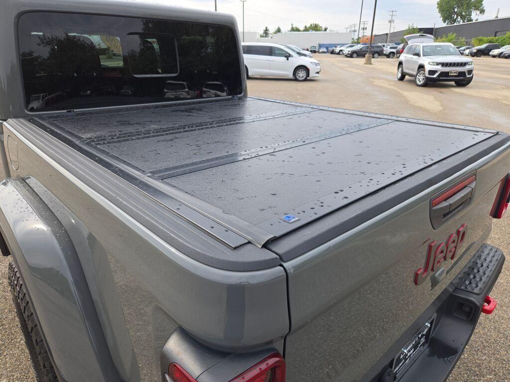 used 2020 Jeep Gladiator car, priced at $35,309
