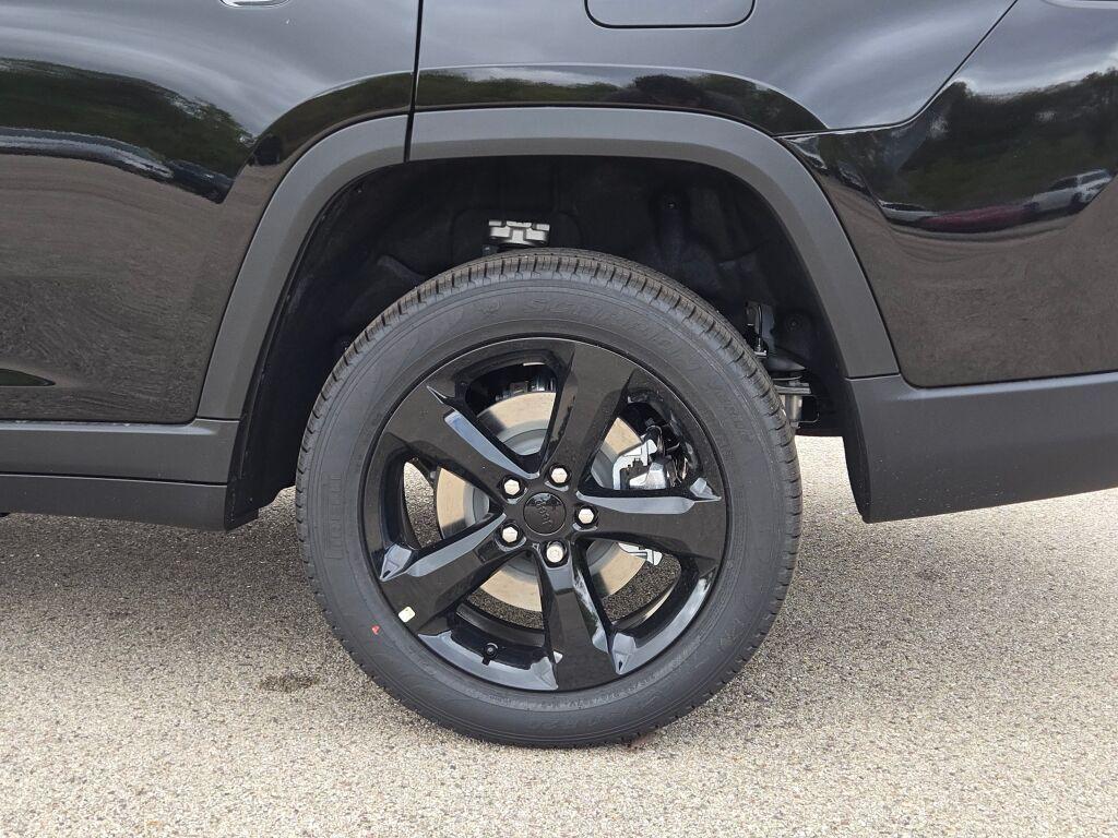 new 2025 Jeep Grand Cherokee L car, priced at $50,141