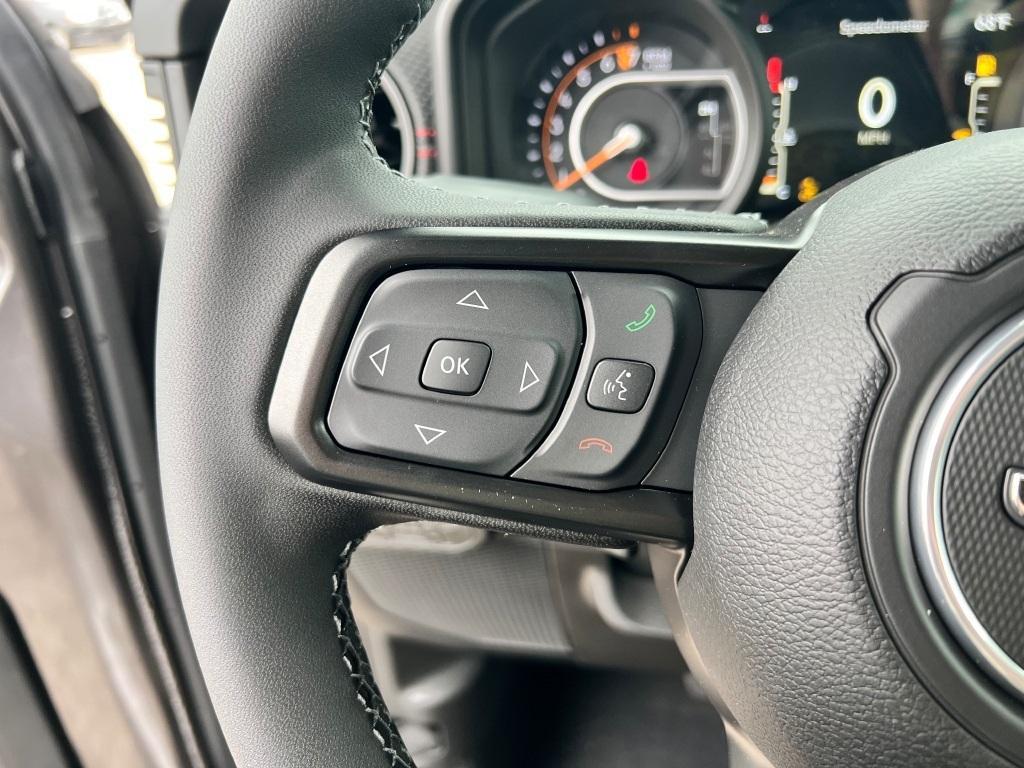 new 2025 Jeep Gladiator car, priced at $64,415
