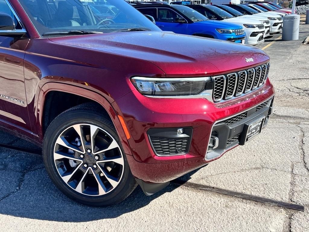 new 2025 Jeep Grand Cherokee car, priced at $69,025