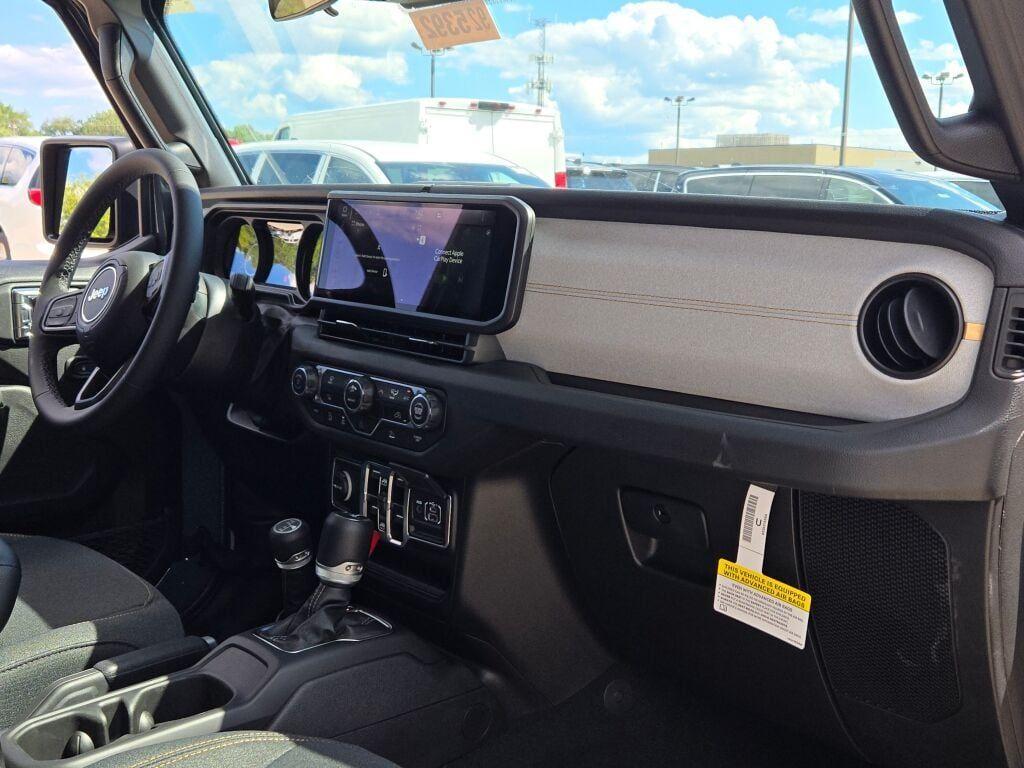 new 2025 Jeep Gladiator car